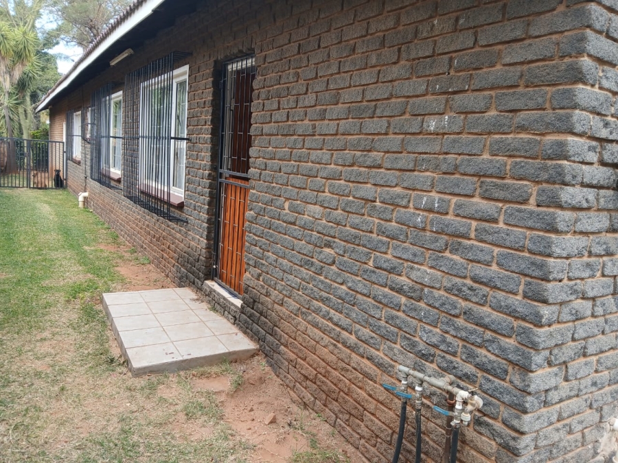 3 Bedroom Property for Sale in Geelhoutpark North West